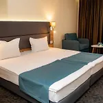 Aqua 4*