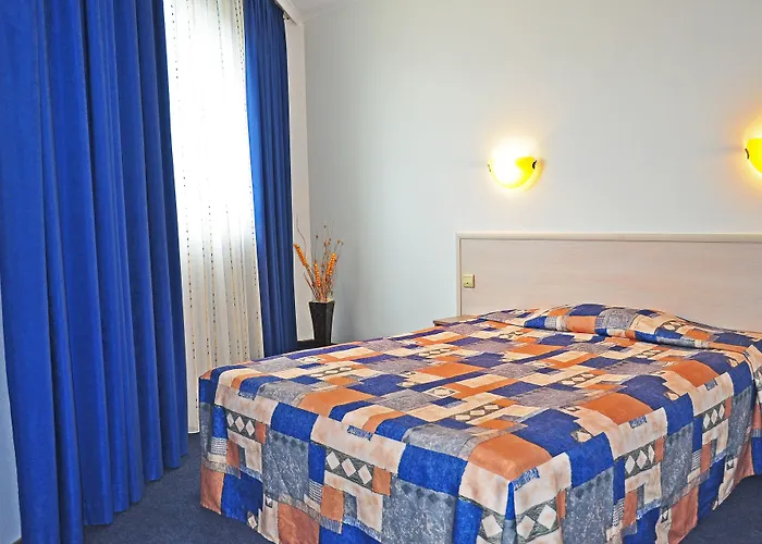 Aqua Отель 4*