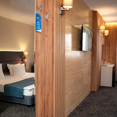 Aqua Hotel